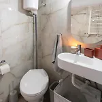 Apartament Stylish 2br With Balcony *