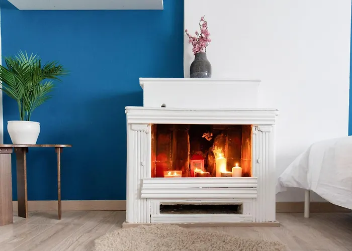 Central Chic 2Br Apartment With Balcony Διαμέρισμα *