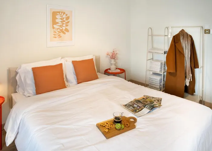 דירה Two-Bedroom Stylish Central Apartment